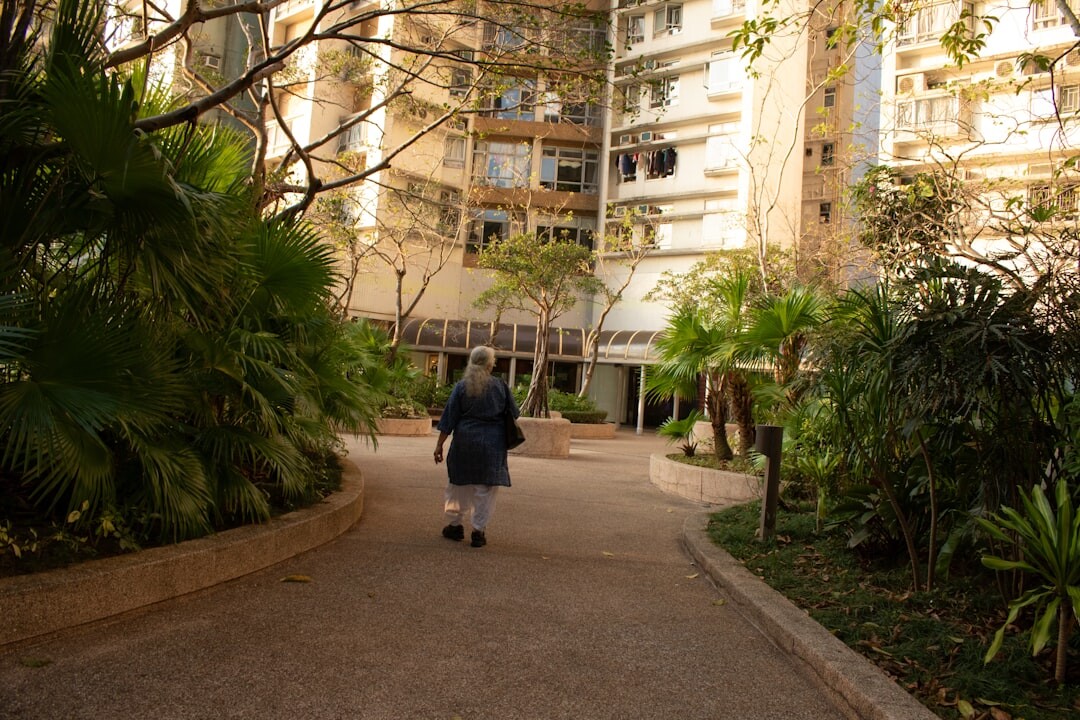 senior community garden