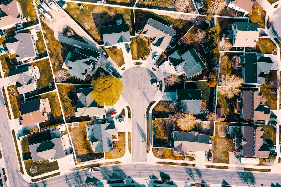 cozy senior community neighborhood